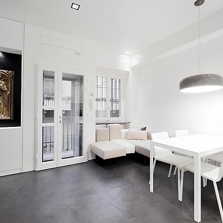 Suite Lux Near Duomo / Mm Tricolore Milan Exterior photo